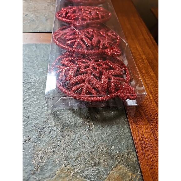 Glitter Round Snowflake Christmas Ornaments LOTS OF GLITTER Set of 4 Red - Picture 3 of 4